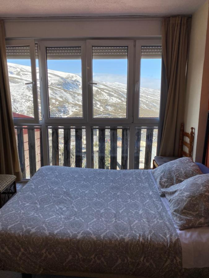 Rebeca Rooms Sierra Nevada Bagian luar foto